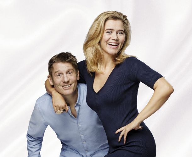 KÆRLIGHED VED FØRSTE HIK bliver til stjernebesat musical med Sofie Lassen-Kahlke og Robert Hansen i hovedrollerne