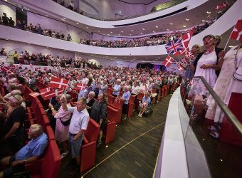 Traditionsrig og festlig promenade-koncert med Aalborg Symfoniorkester