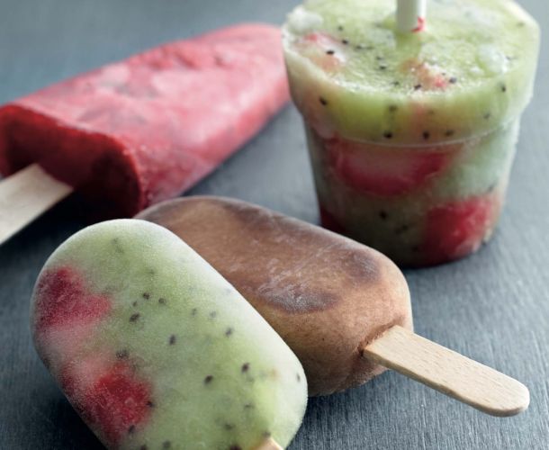 Ice pops med jordbær og kiwi