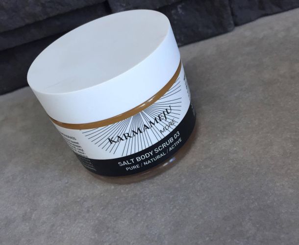 Test af: KARMAREJU – Salt Body Scrub 03